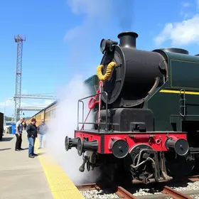 manutenção da Locomotiva 18 e litorina